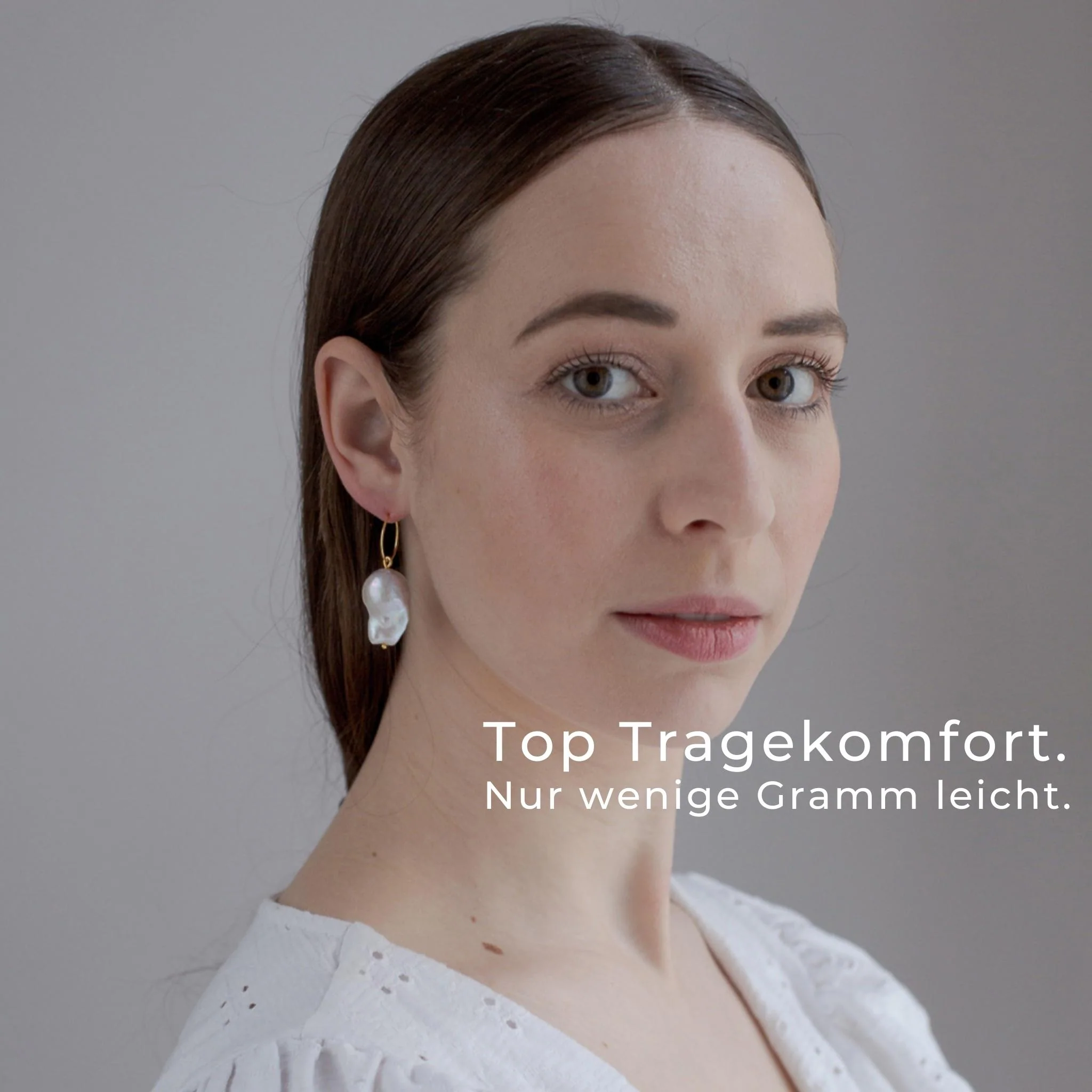 CAPRAIA // Creolen mit großen Barockperlen - Image 5