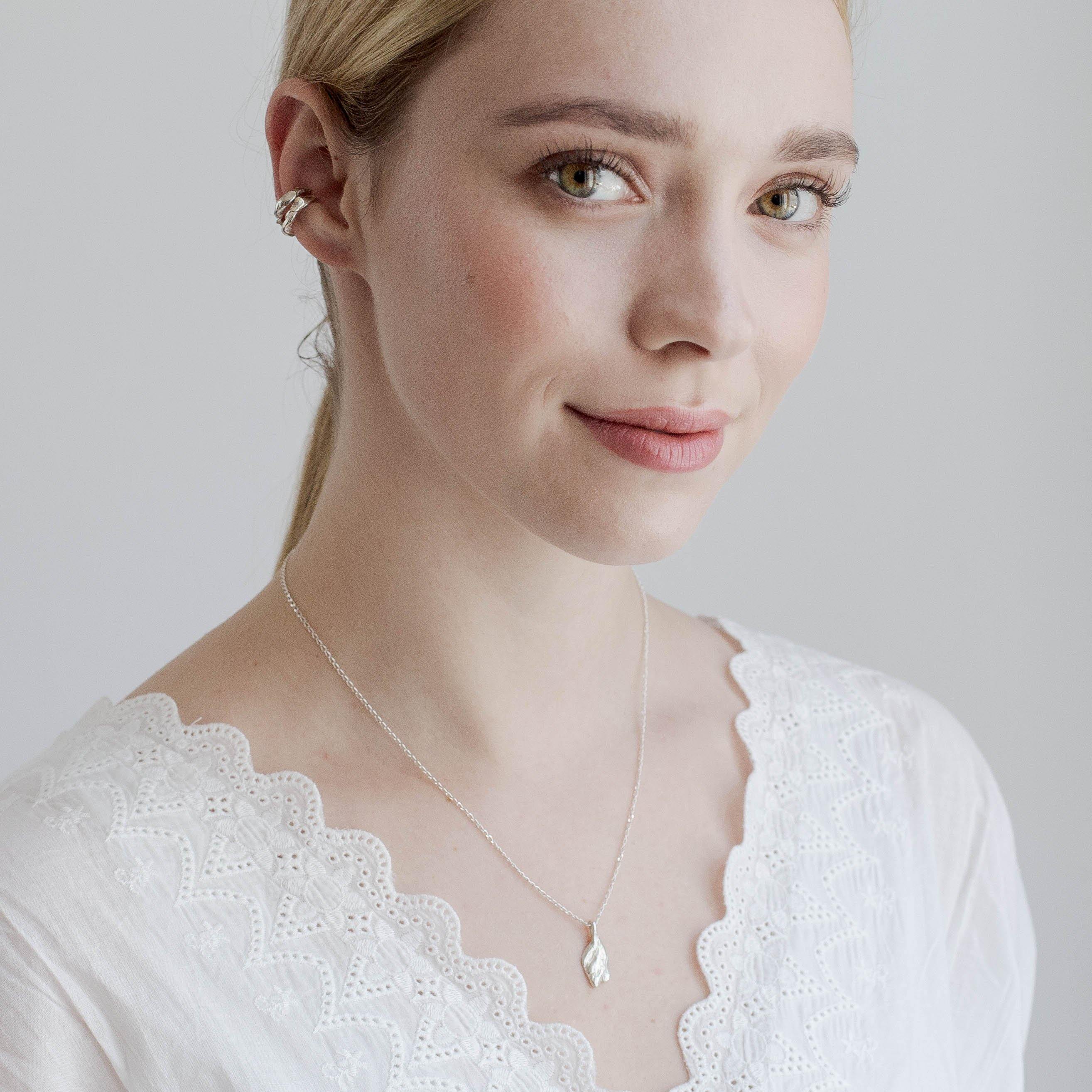 ELVEN // Halskette mit zartem Anhänger - Image 5