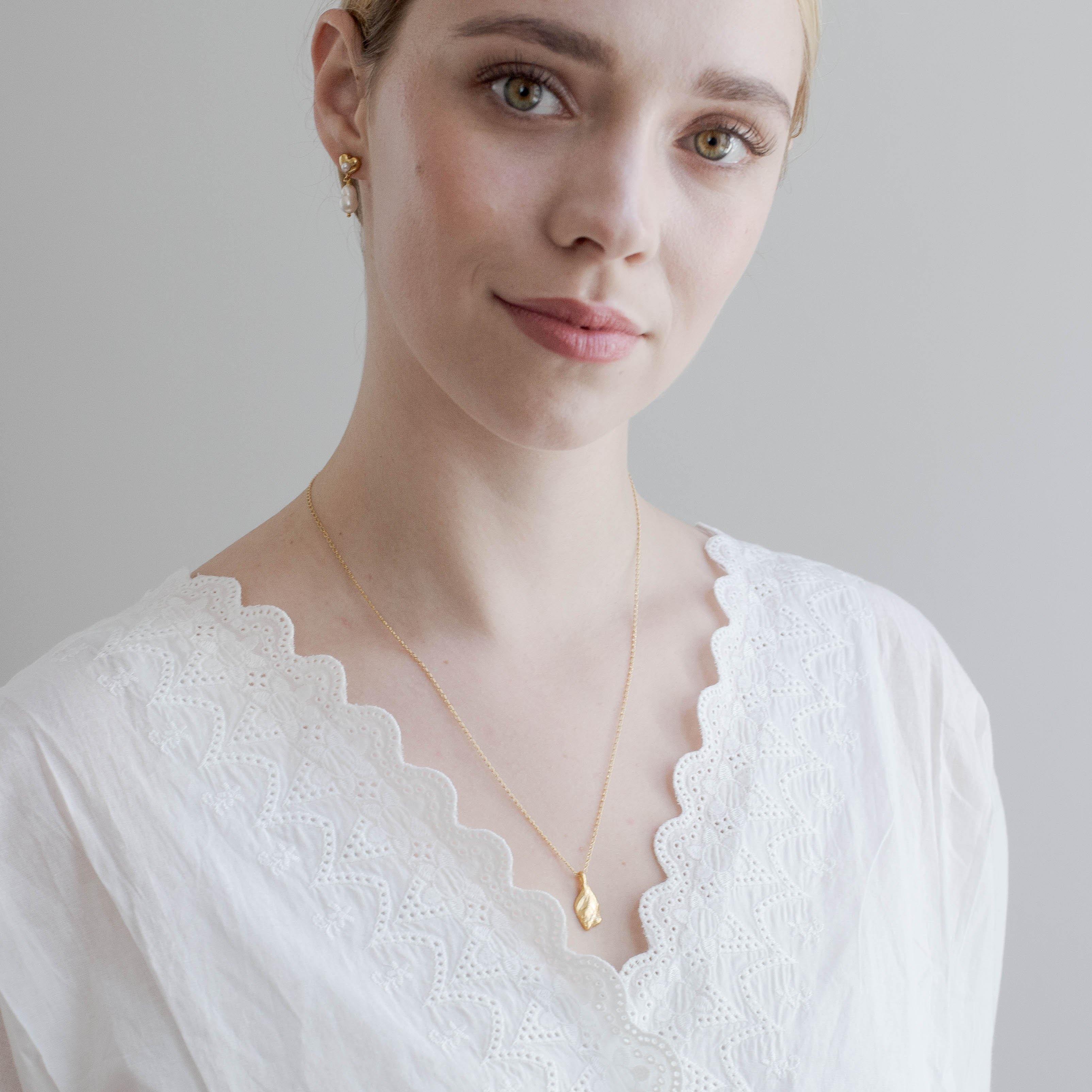 ELVEN // Halskette mit zartem Anhänger - Image 4