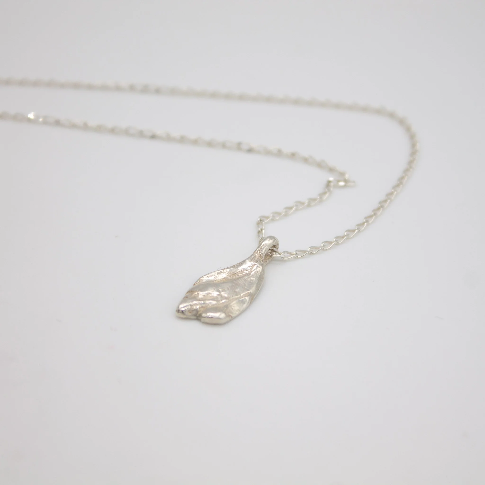 ELVEN // Halskette mit zartem Anhänger - Image 8