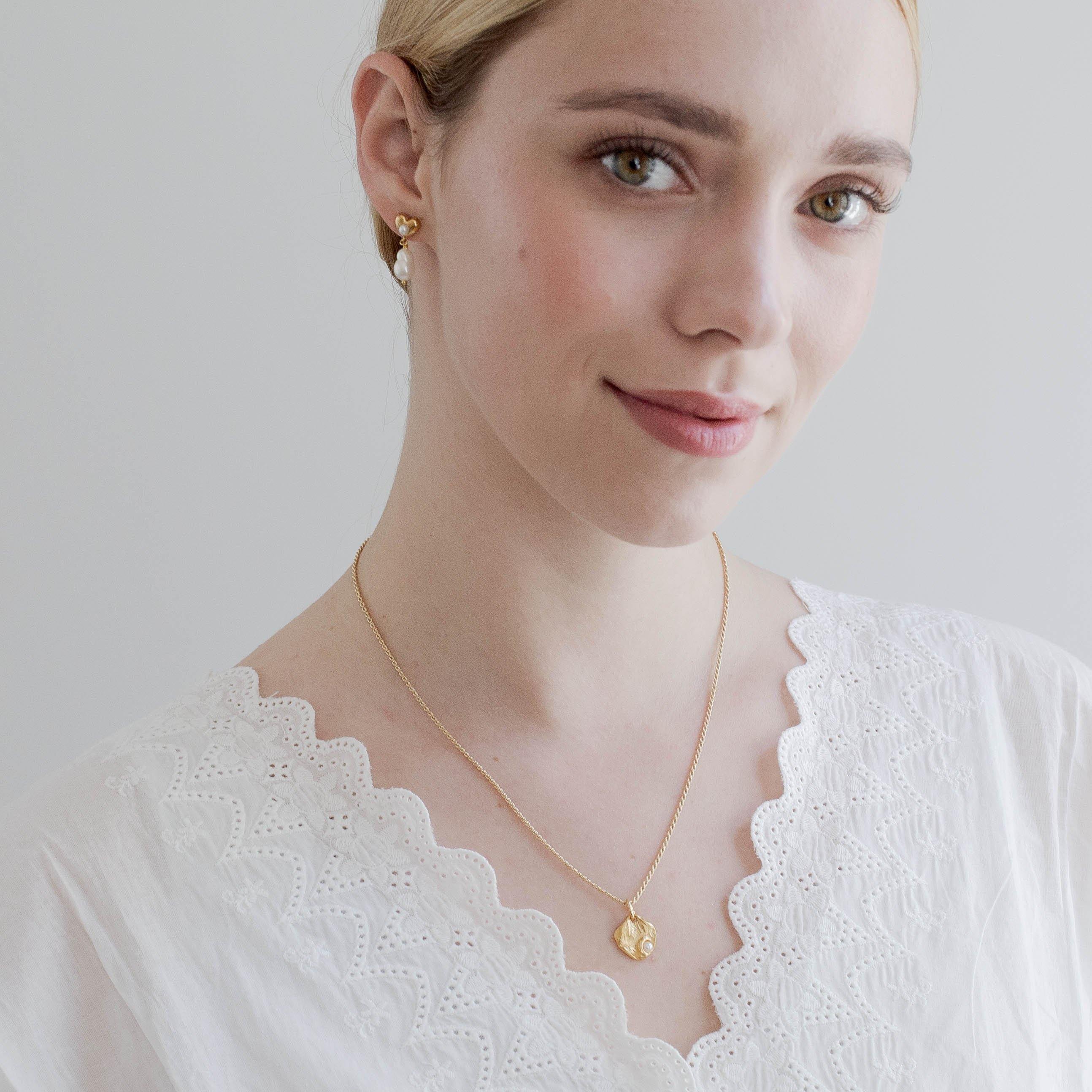 FJONE // Halskette mit blattförmigem Anhänger - Image 3