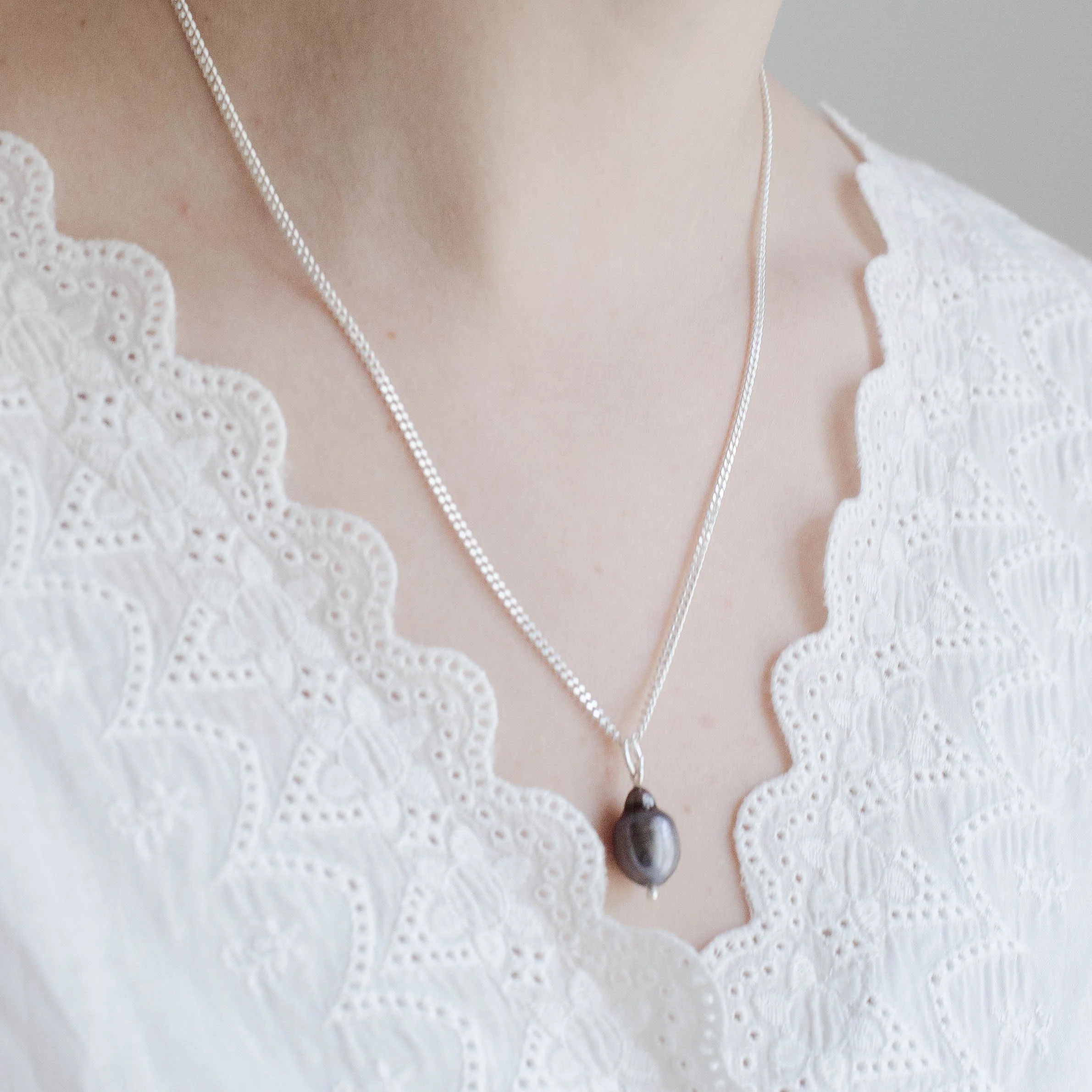 NYTORP // Halskette mit eleganter Tahiti-Perle - Image 5