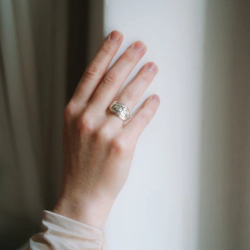 FLORA. Die neue Kollektion von CONTESSA BERLIN.