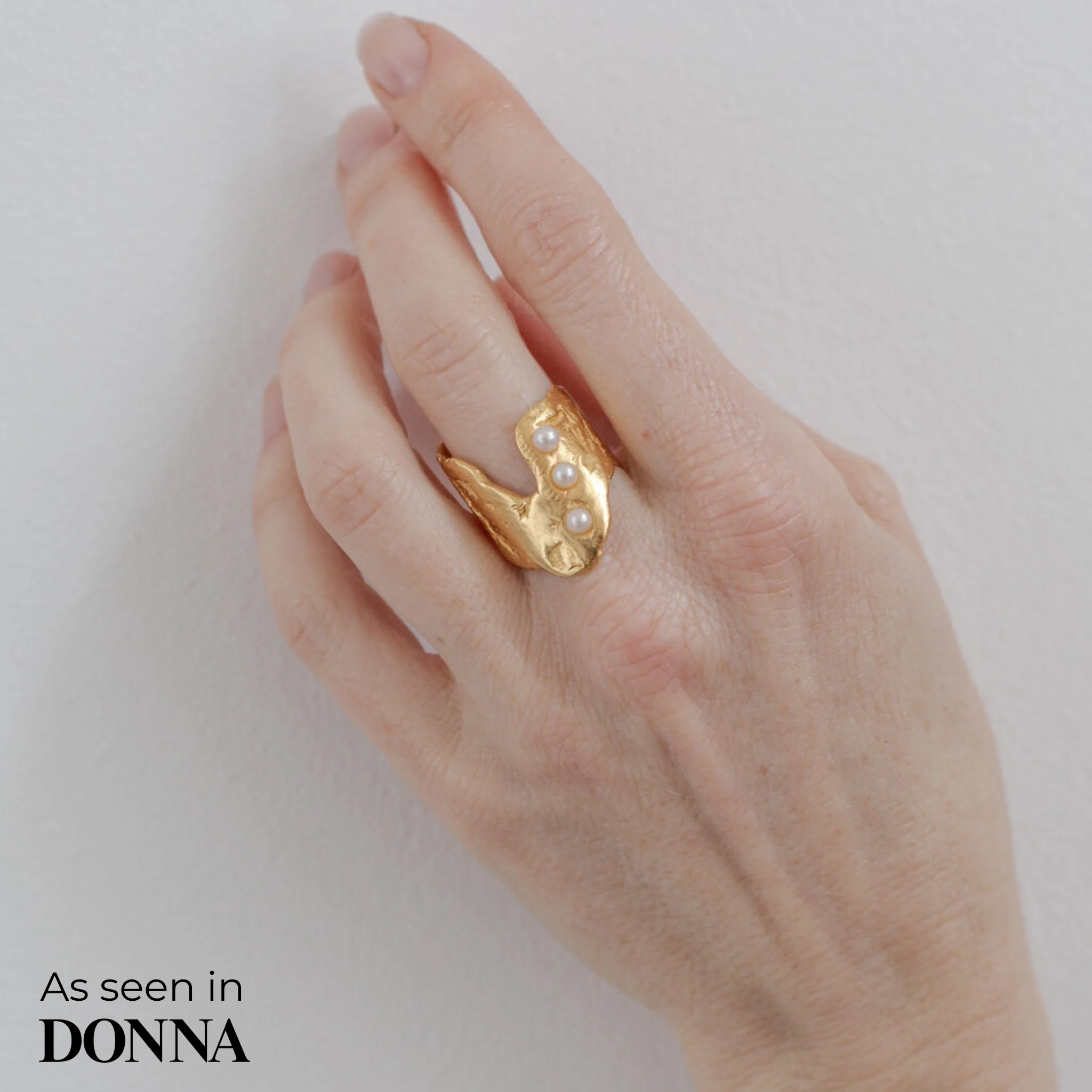 SANDVIKA // Ring mit 3 kleinen Süßwasserperlen - Image 8