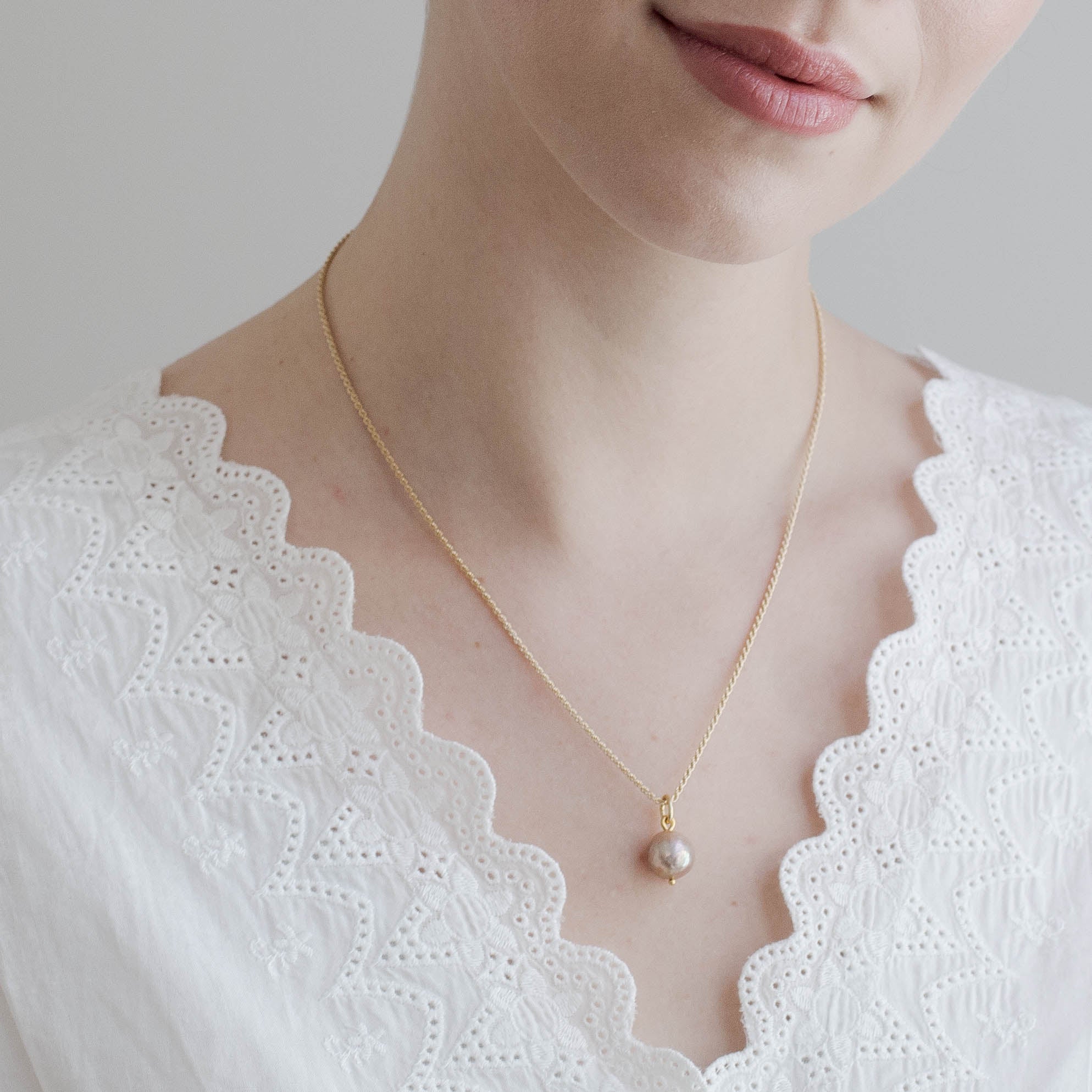 SVELVIK // Halskette mit Akoya-Perle - Image 2